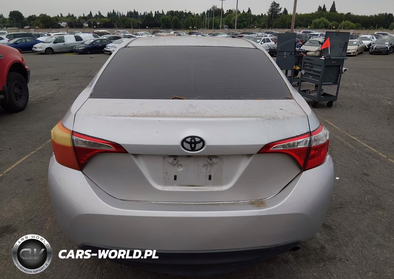 2016 Toyota Corolla Le VIN:5YFBURHE2GP484691 - 16