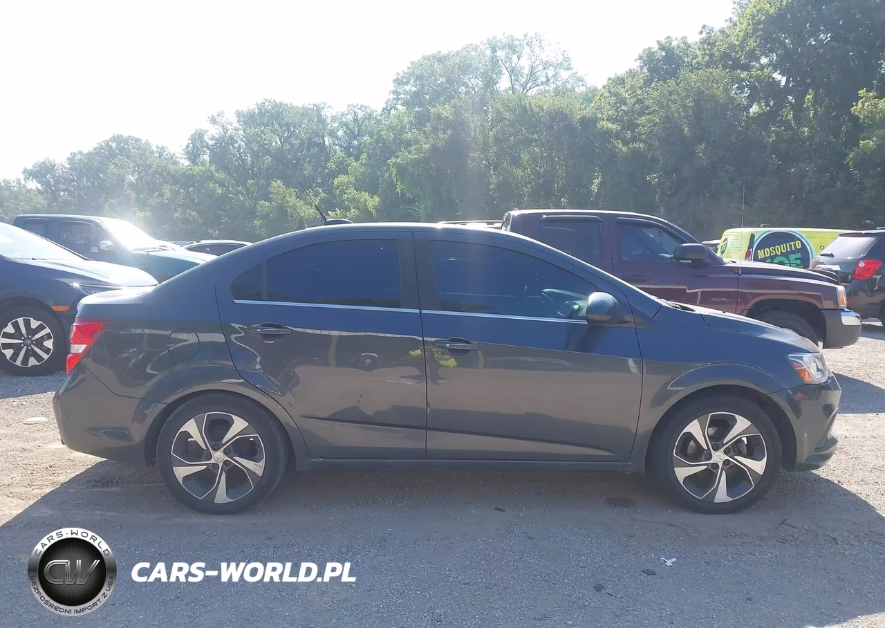 2018 Chevrolet Sonic Premier Auto VIN:1G1JF5SB9J4132241 - 13