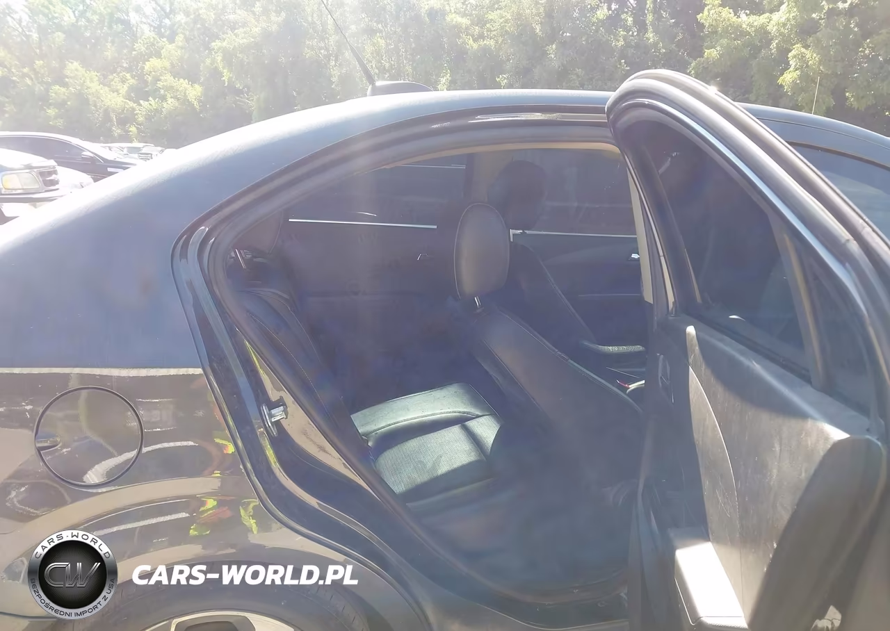 2018 Chevrolet Sonic Premier Auto VIN:1G1JF5SB9J4132241 - 8