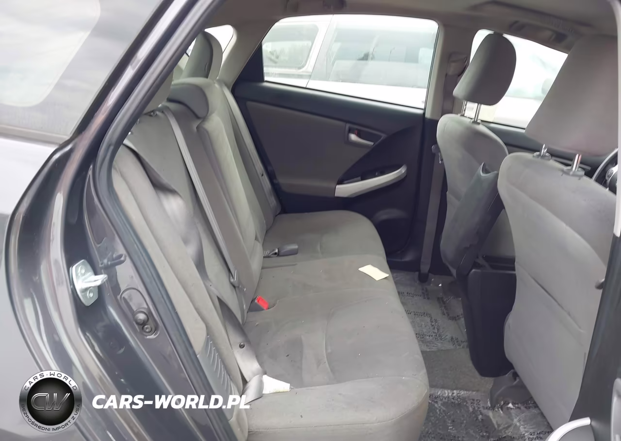 2013 Toyota Prius Three VIN:JTDKN3DU0D5660959 - 8