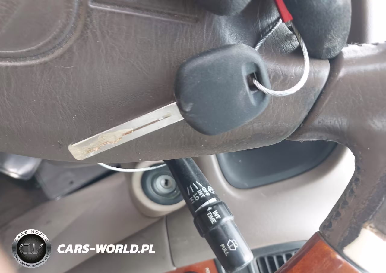 2000 Lexus Es 300 VIN:JT8BF28G0Y5100942 - 11