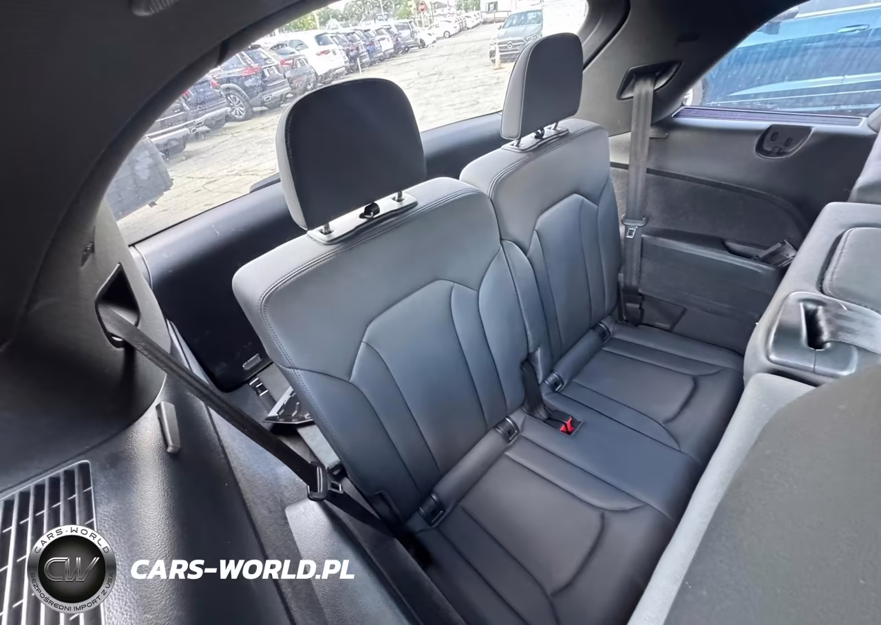 2020 Audi Q7 Premium Plus VIN:WA1LXAF73LD002707 - 11