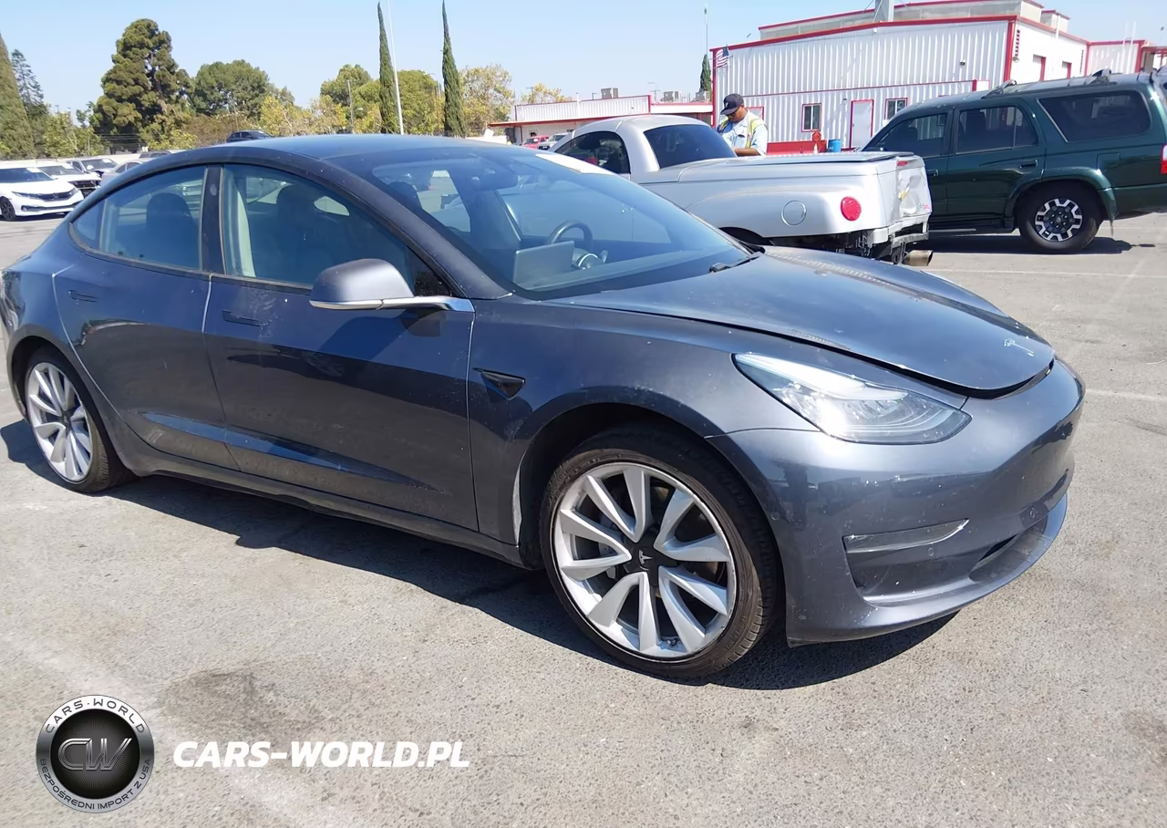 2020 Tesla Model 3 Standard Range Plus Rear-Wheel Drive-Standard Range Rear-Wheel Drive – zdjęcie 1 z 18