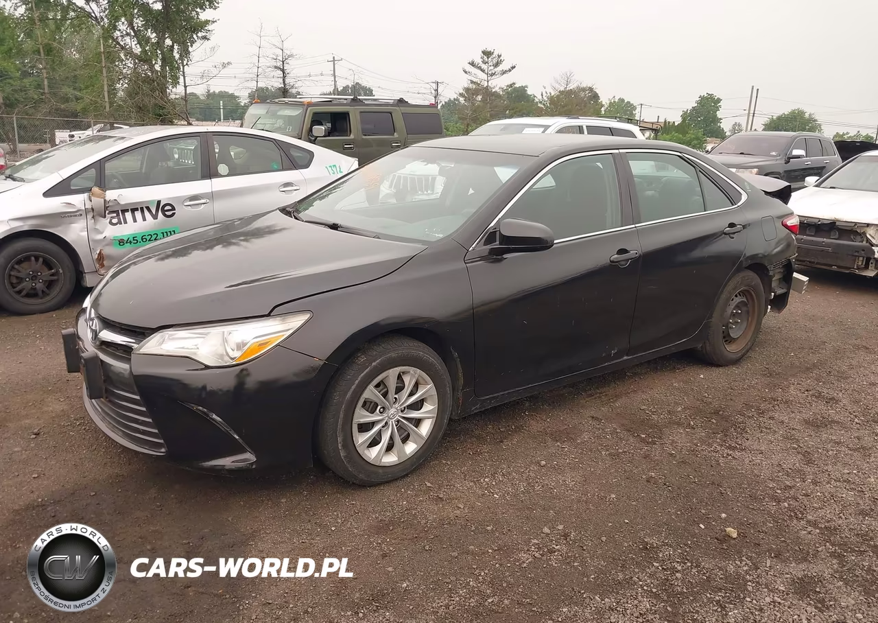 2015 Toyota Camry Hybrid Le VIN:4T1BD1FK5FU155068 - 2