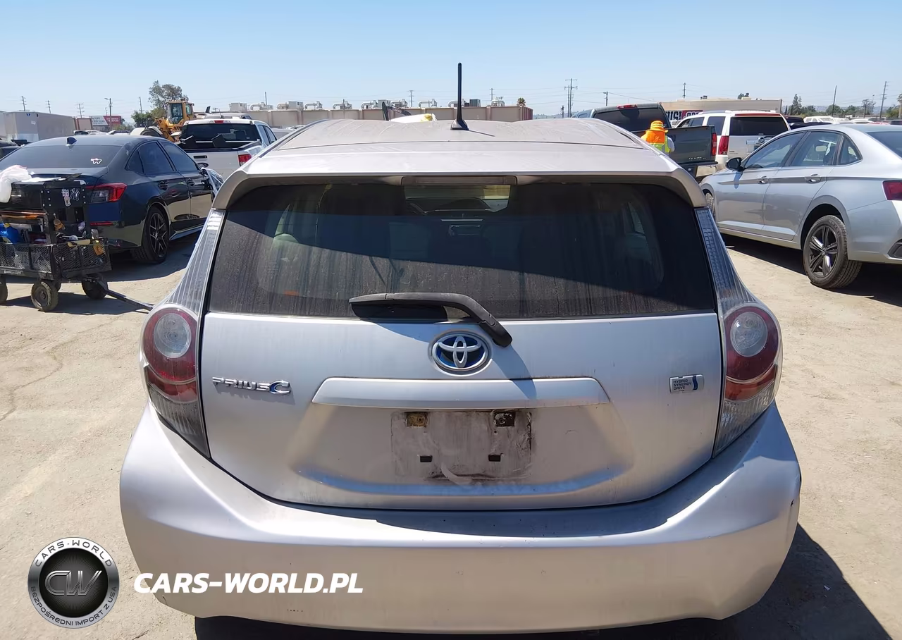 2013 Toyota Prius C One VIN:JTDKDTB36D1546954 - 16