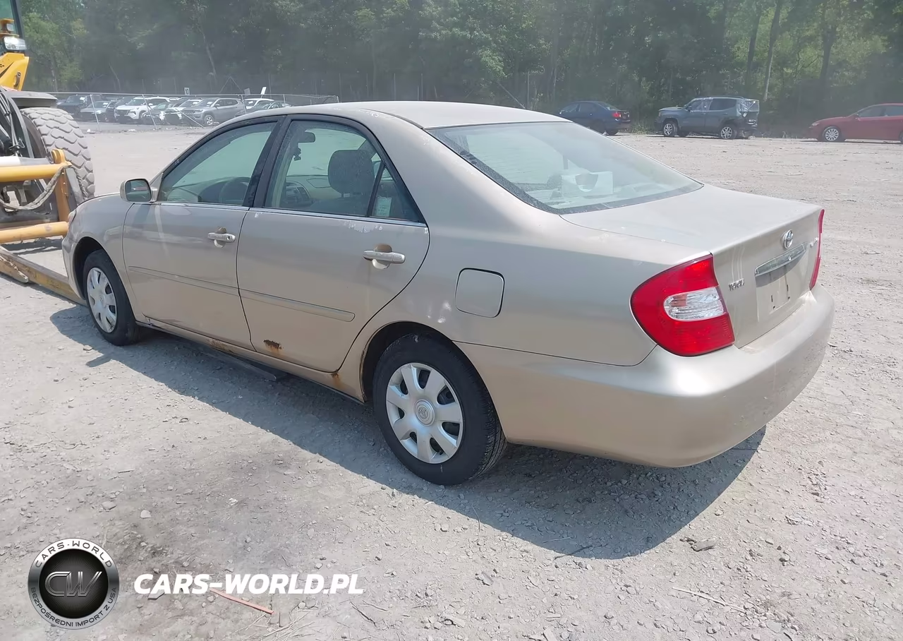 2004 Toyota Camry Le VIN:4T1BE32K64U813461 - 3