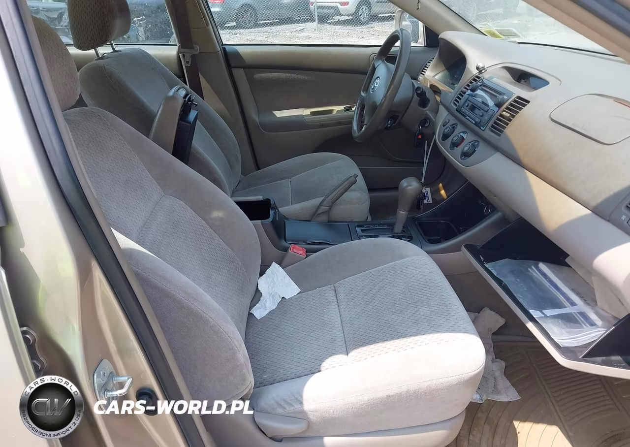2004 Toyota Camry Le VIN:4T1BE32K64U813461 - 5