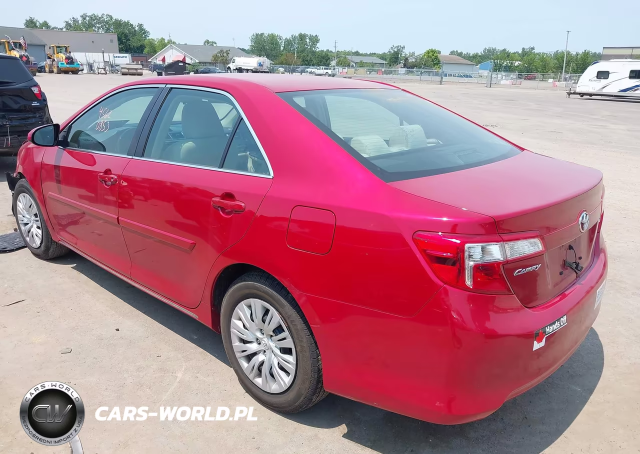 2013 Toyota Camry Le VIN:4T1BF1FK9DU693148 - 3