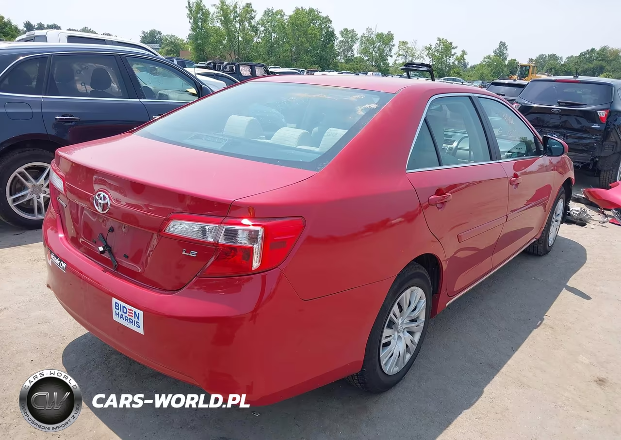 2013 Toyota Camry Le VIN:4T1BF1FK9DU693148 - 4