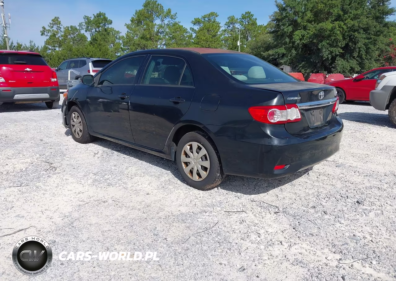 2011 Toyota Corolla Le VIN:JTDBU4EE8BJ092674 - 3