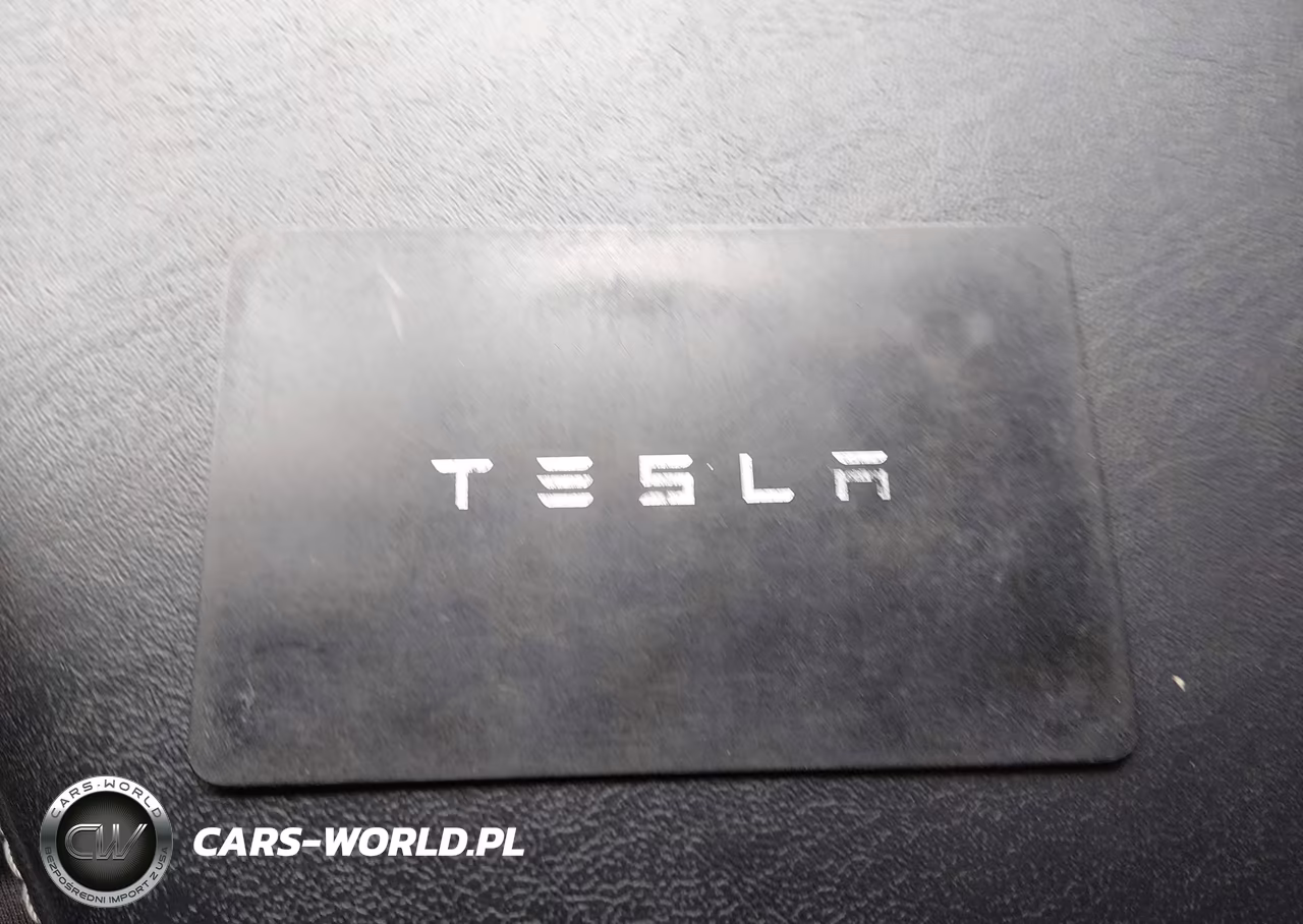 2018 Tesla Model 3 Long Range-Mid Range VIN:5YJ3E1EA7JF005902 - 9