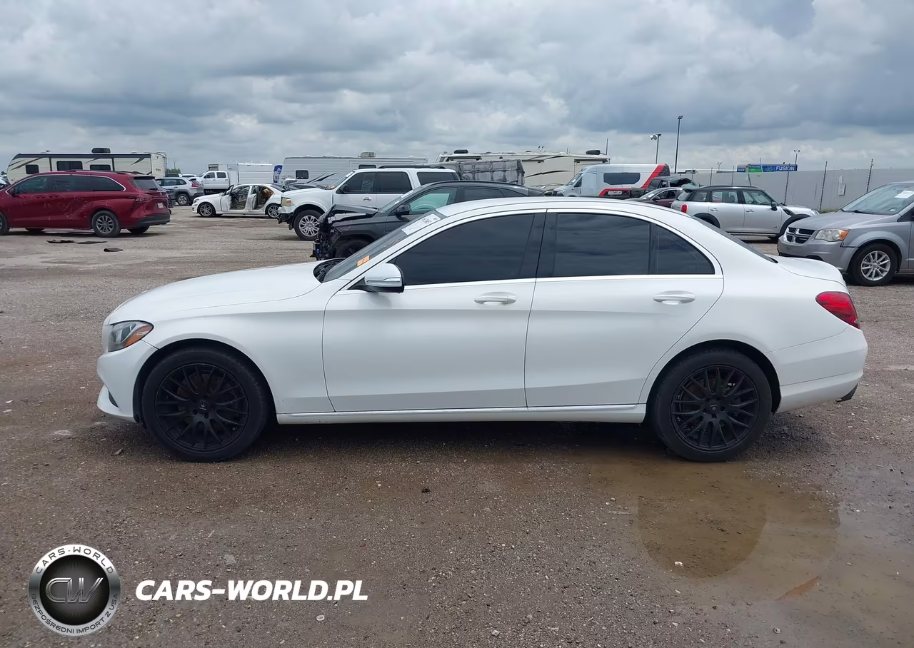 2015 Mercedes-Benz C 300 4Matic VIN:55SWF4KB9FU016608 - 15