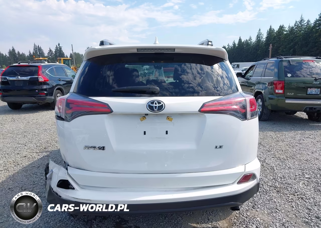 2018 Toyota Rav4 Le VIN:JTMZFREV4JJ203340 - 17