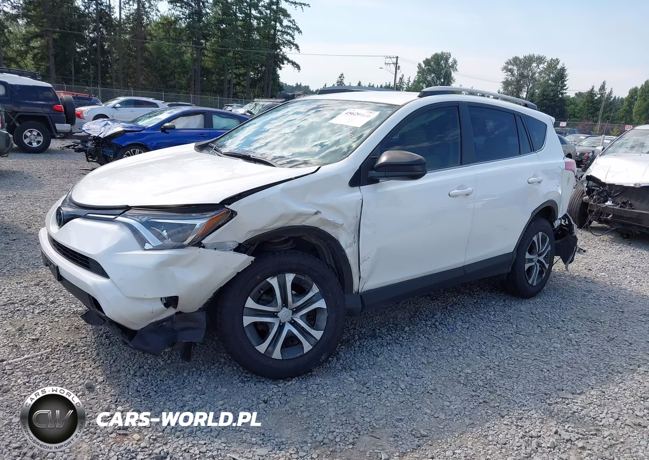 2018 Toyota Rav4 Le VIN:JTMZFREV4JJ203340 - 2