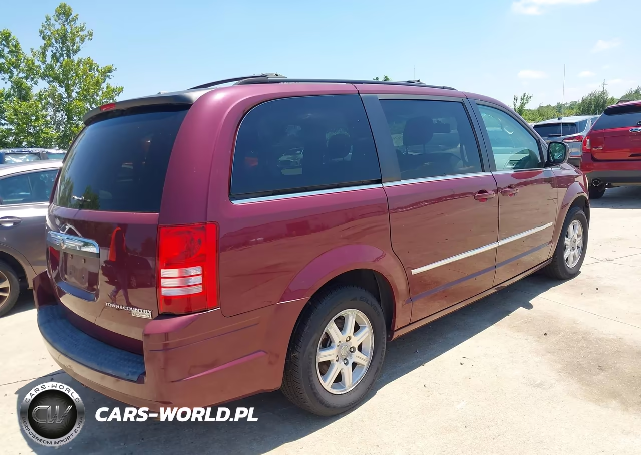 2009 Chrysler Town & Country Touring VIN:2A8HR54169R525990 - 4