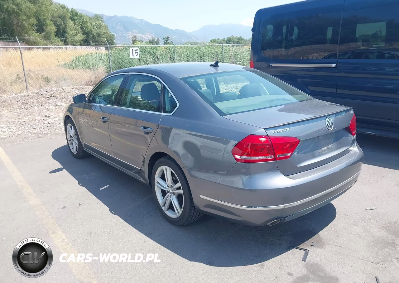 2013 Volkswagen Passat 2.0L Tdi Sel Premium VIN:1VWCN7A30DC138879 - 3