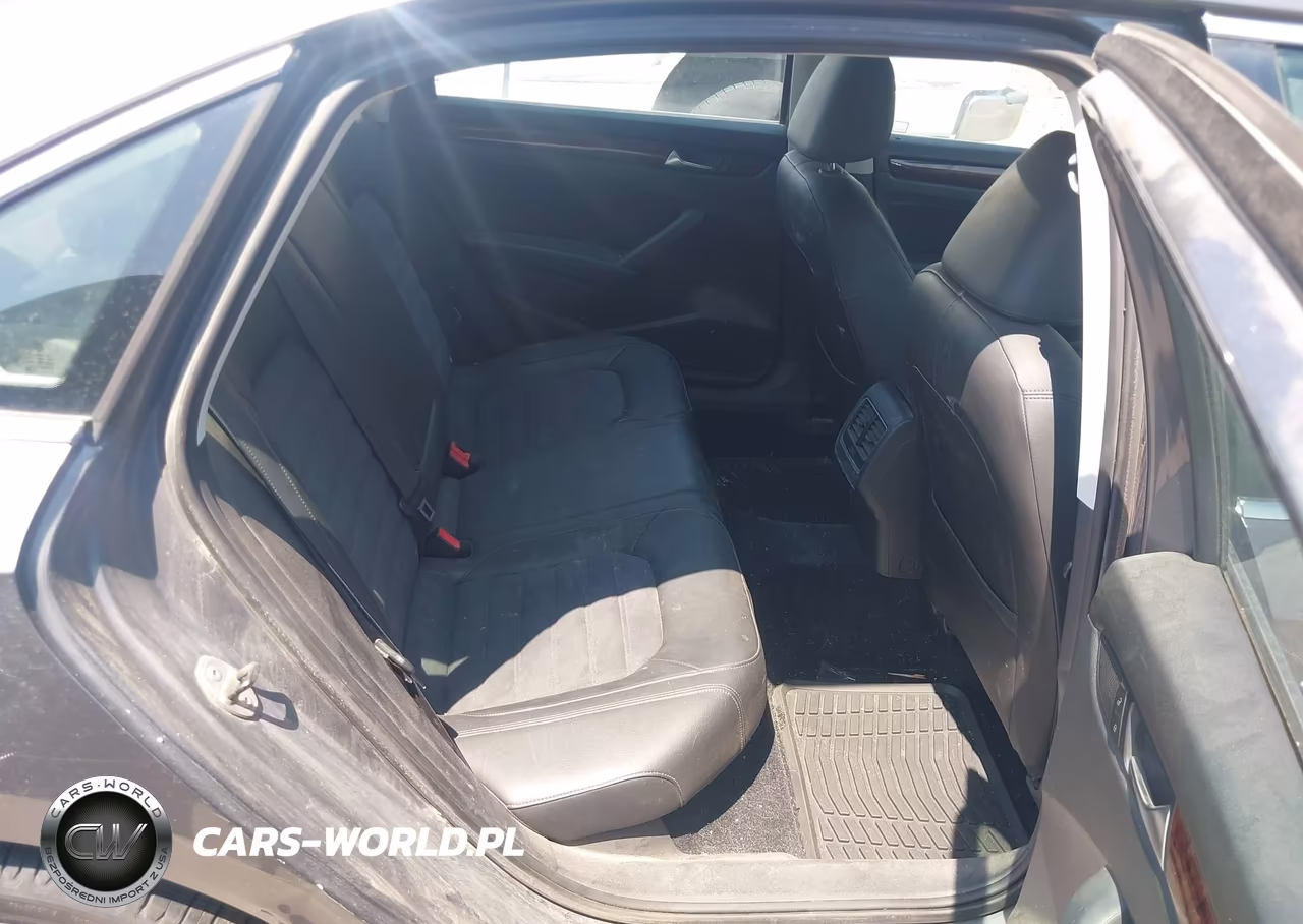 2013 Volkswagen Passat 2.0L Tdi Sel Premium VIN:1VWCN7A30DC138879 - 8
