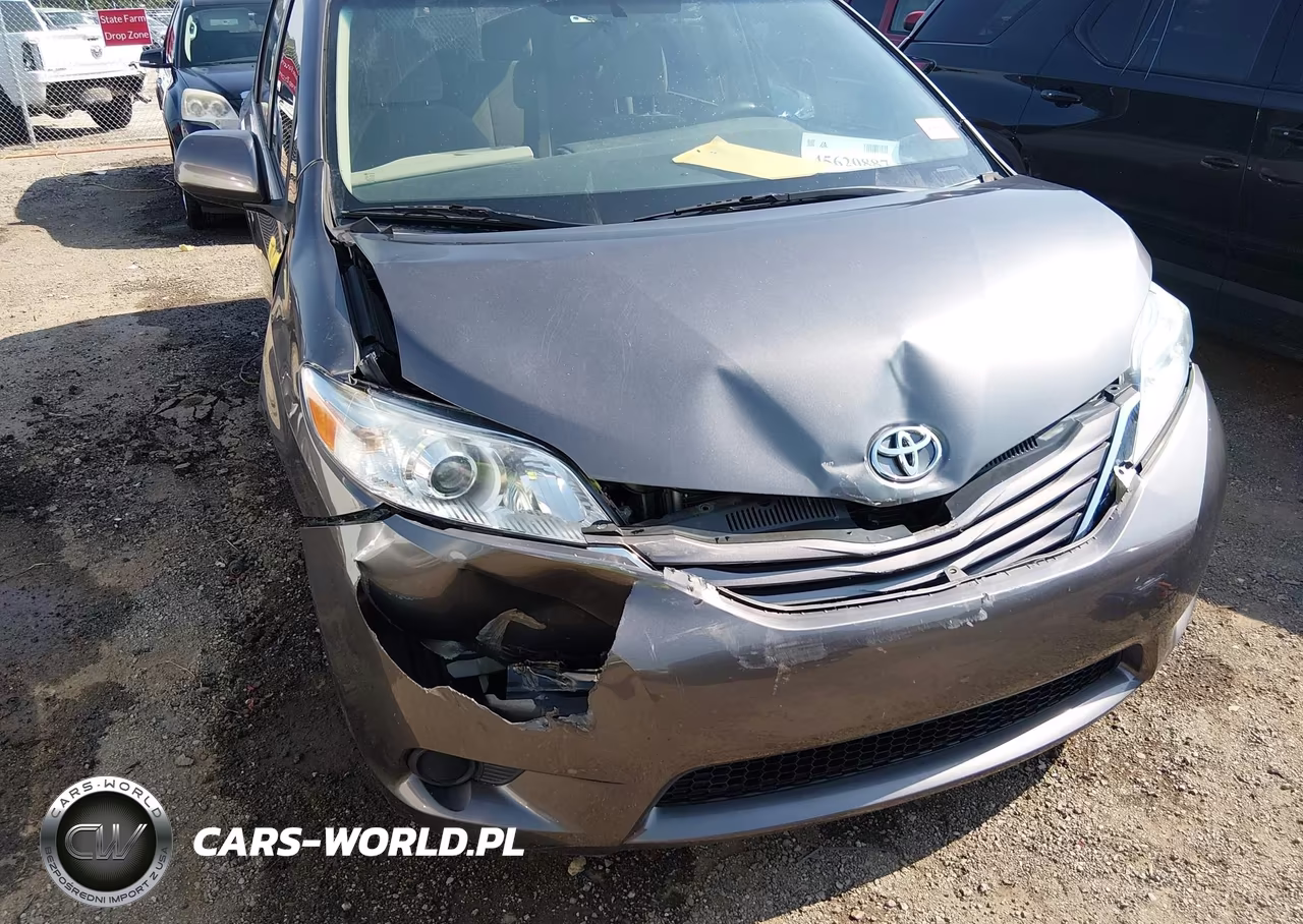 2015 Toyota Sienna Le 8 Passenger VIN:5TDKK3DC9FS633336 - 6