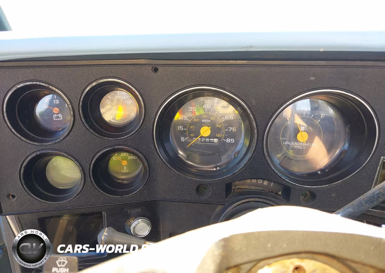 1985 GMC C1500 VIN:2GTDC14H0F1517665 - 7