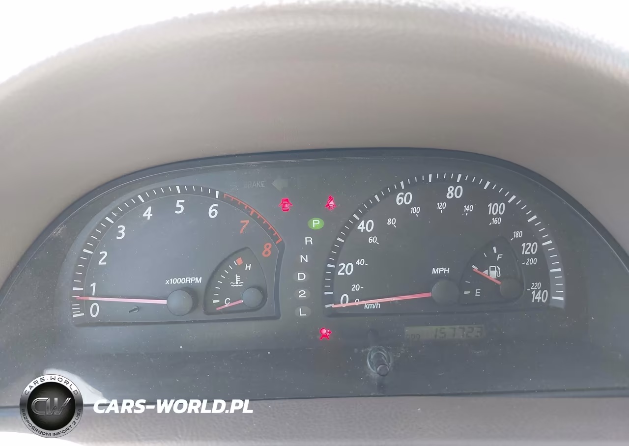 2002 Toyota Camry Le VIN:JTDBE30K020125774 - 7