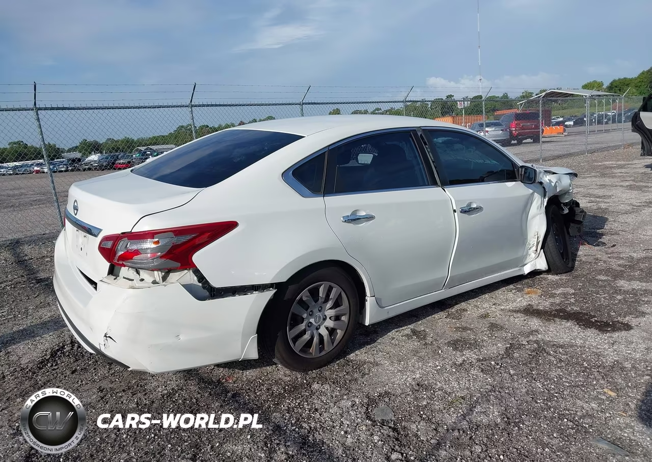 2018 Nissan Altima 2.5 S VIN:1N4AL3AP8JC206794 - 4