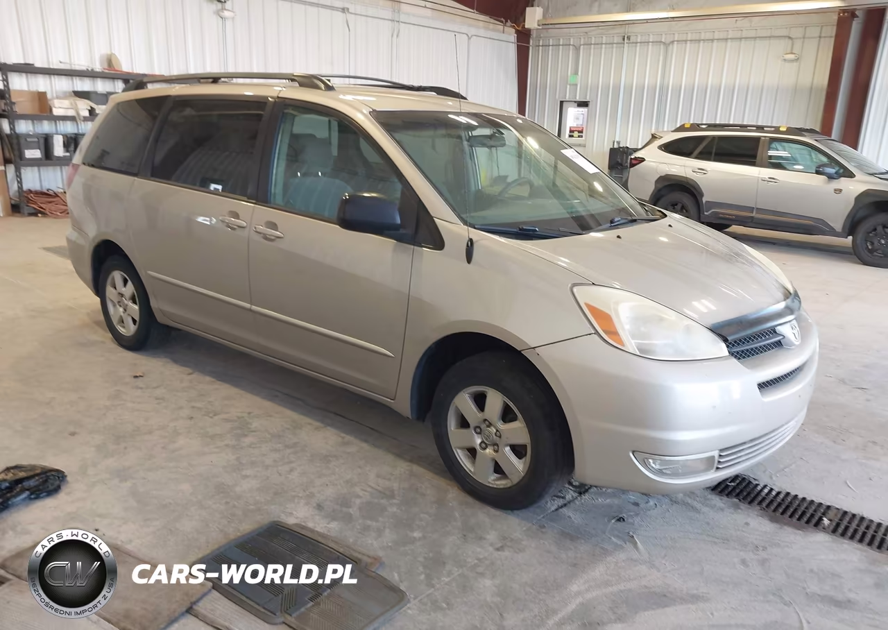 2005 Toyota Sienna Le – zdjęcie 1 z 12
