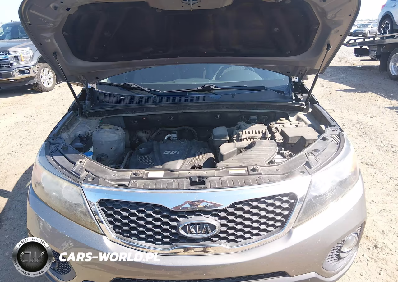 2012 Kia Sorento Lx VIN:5XYKT3A68CG294900 - 10