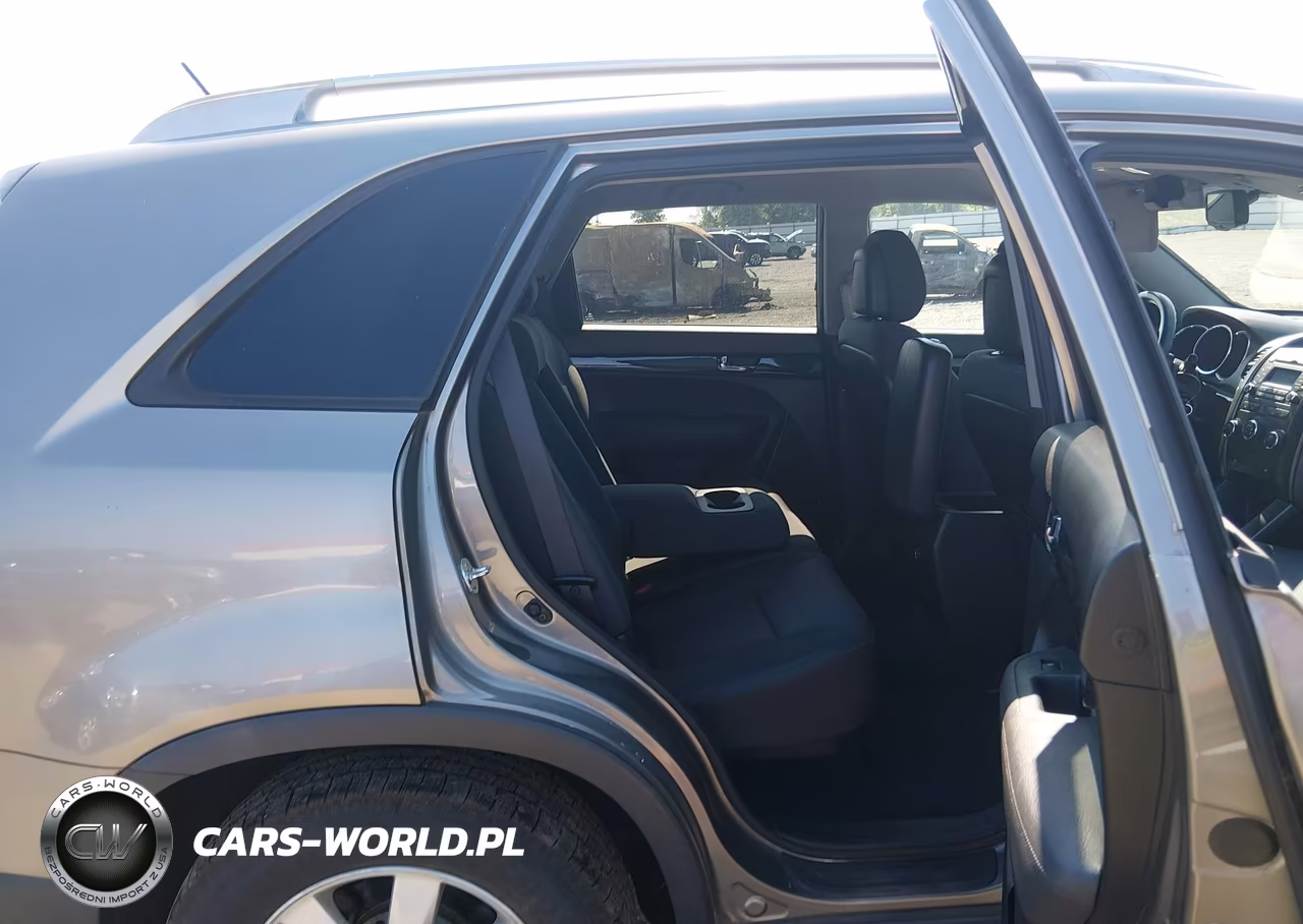 2012 Kia Sorento Lx VIN:5XYKT3A68CG294900 - 8