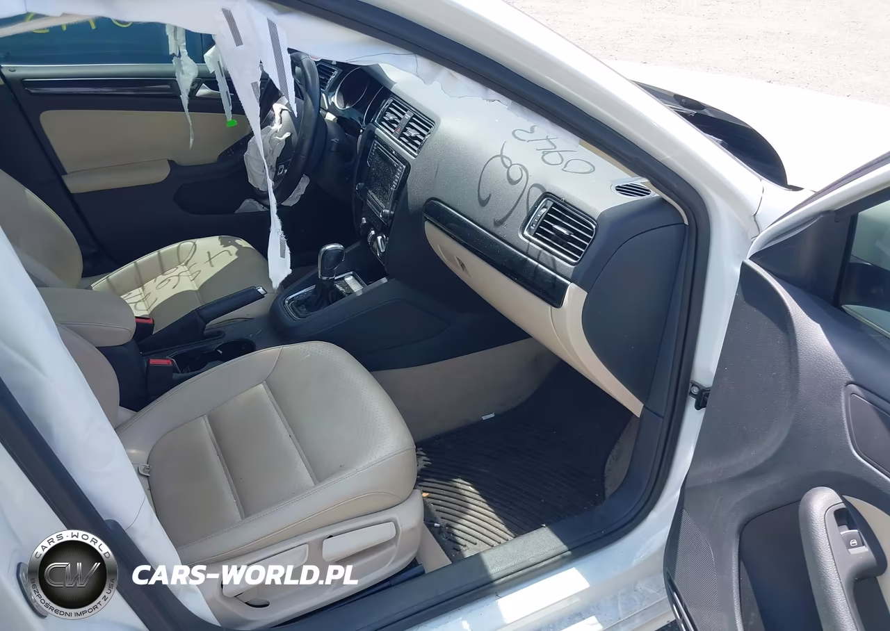 2016 Volkswagen Jetta 1.8T Sel VIN:3VWL07AJ5GM344652 - 5