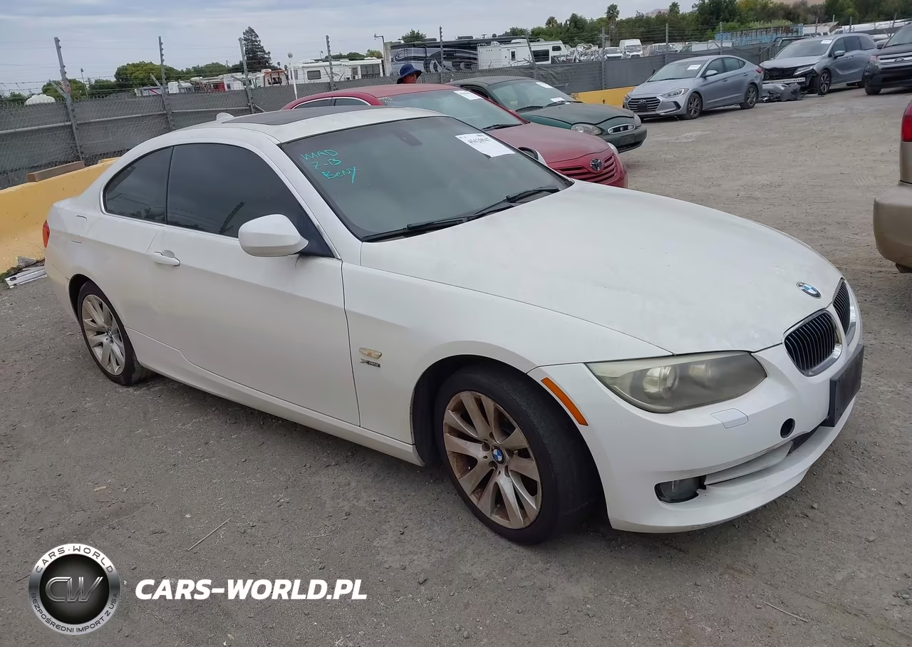 2011 BMW 328I xDrive – zdjęcie 1 z 11