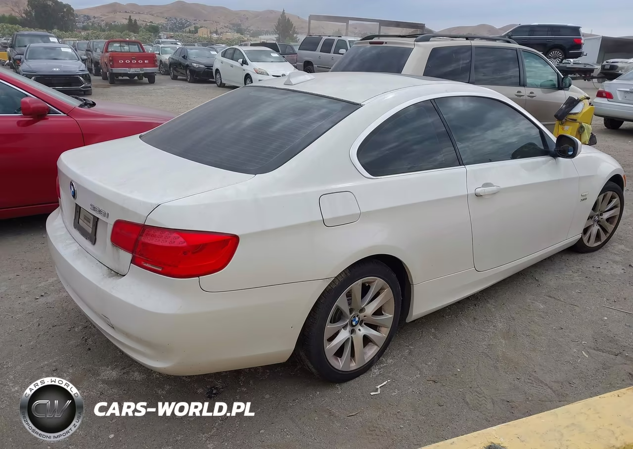 2011 BMW 328I xDrive VIN:WBAKF5C57BE586629 - 4