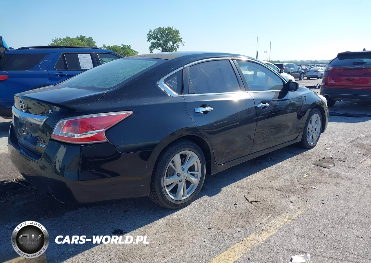 2013 Nissan Altima 2.5 S VIN:1N4AL3AP5DN451593 - 4