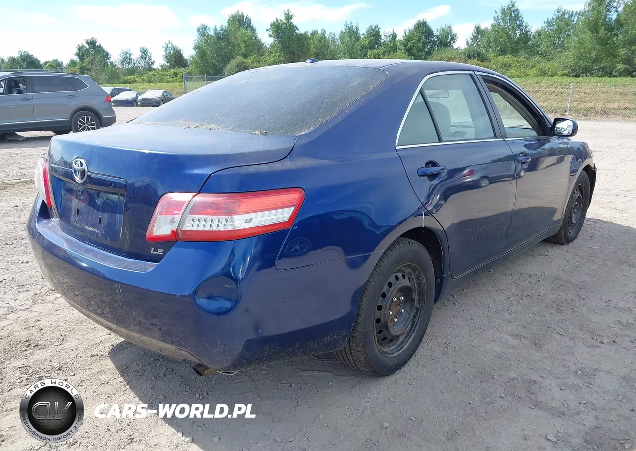 2010 Toyota Camry Le VIN:4T1BF3EK3AU524140 - 4