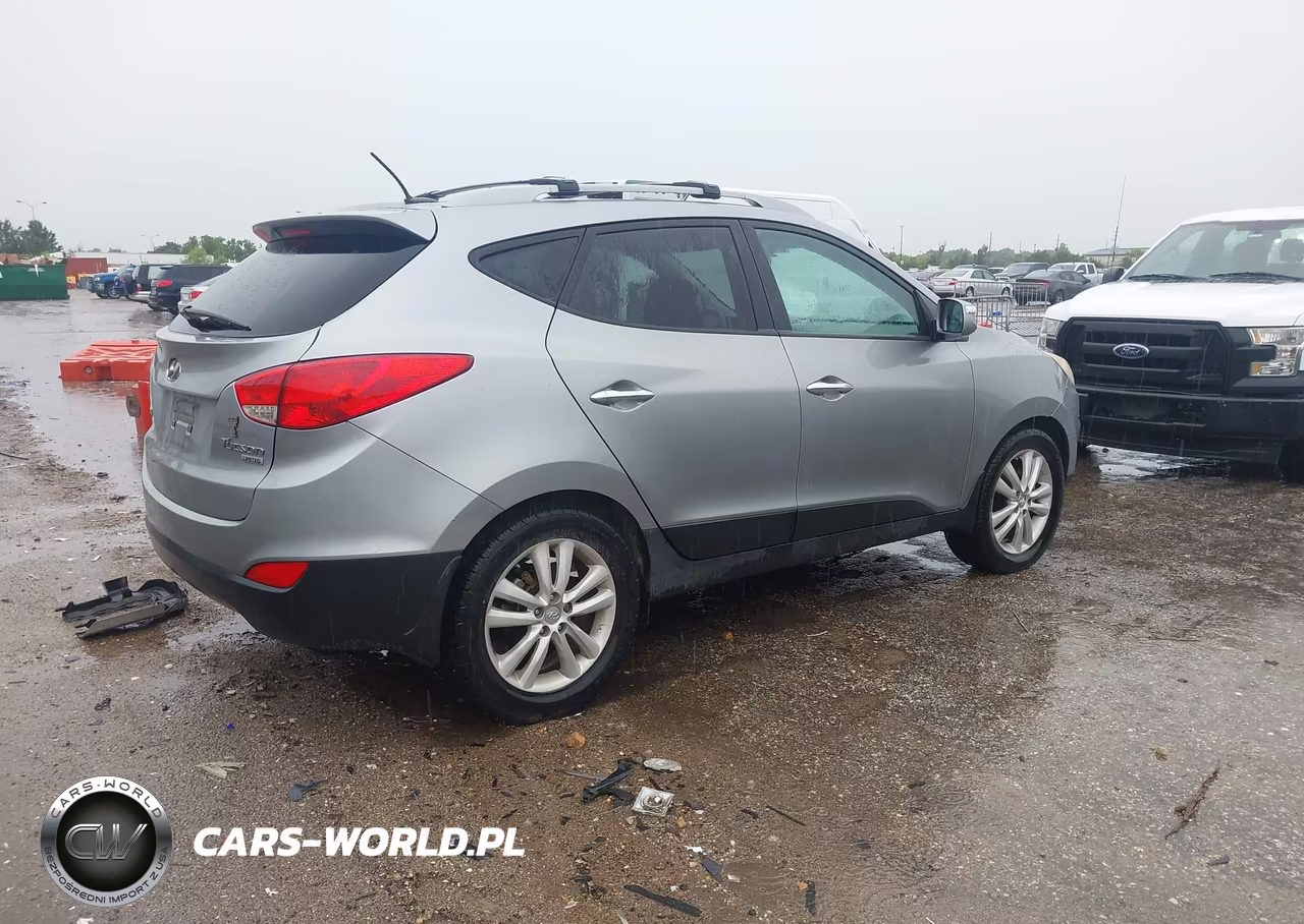 2012 Hyundai Tucson Limited VIN:KM8JU3AC8CU376134 - 4