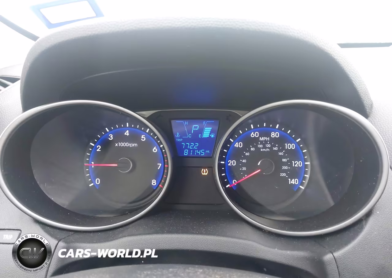 2012 Hyundai Tucson Limited VIN:KM8JU3AC8CU376134 - 7