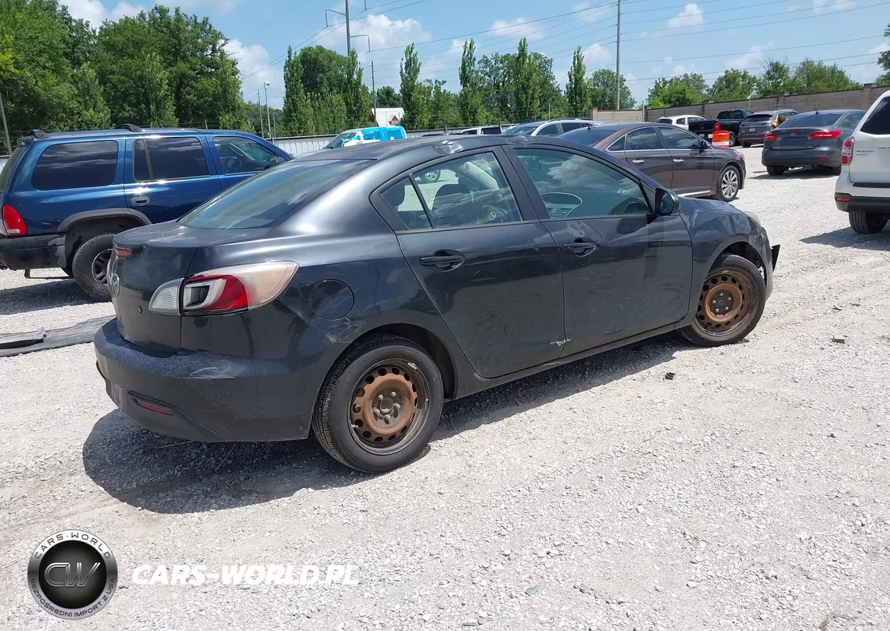 2010 Mazda Mazda3 I Sport VIN:JM1BL1SF6A1264570 - 4