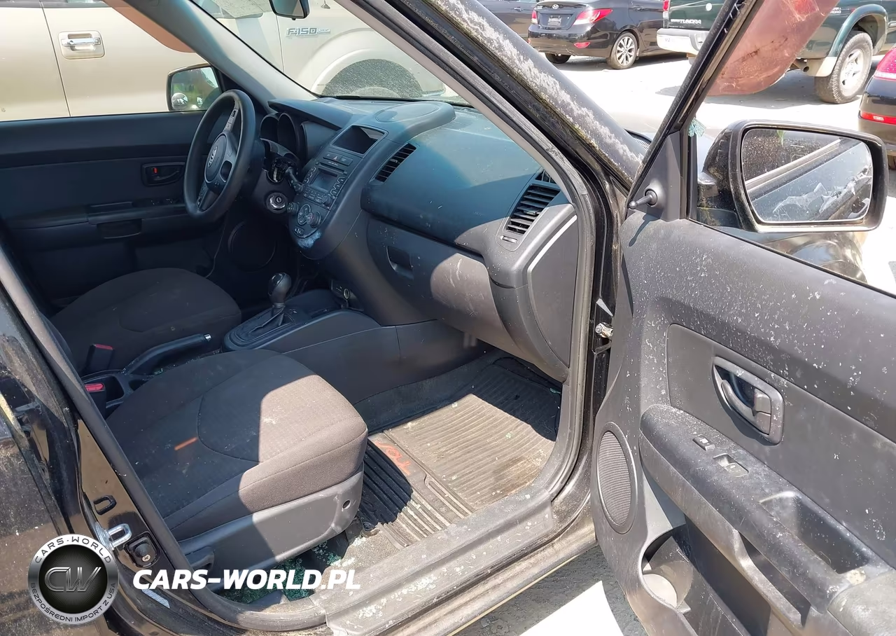 2012 Kia Soul VIN:KNDJT2A57C7358144 - 5
