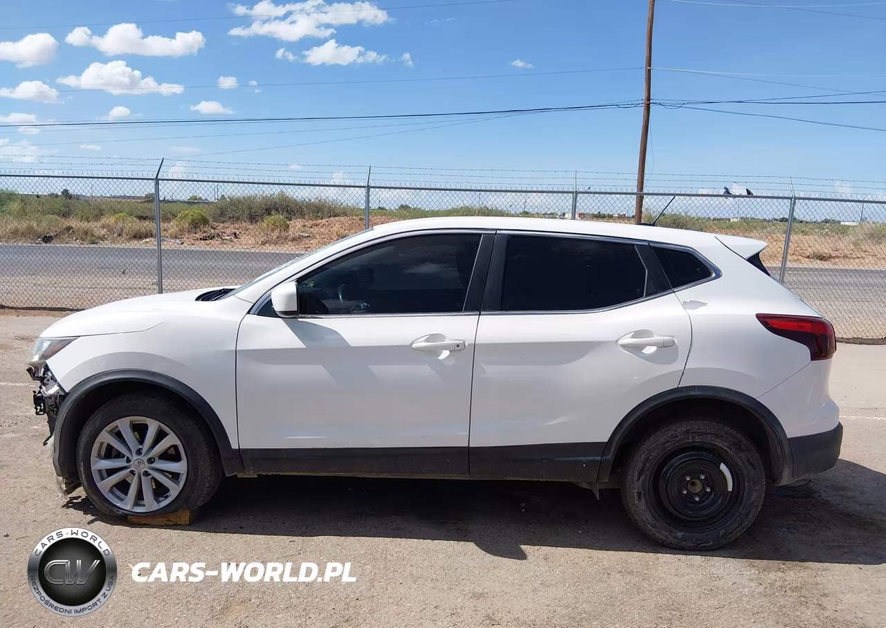 2018 Nissan Rogue Sport S VIN:JN1BJ1CP9JW183713 - 15
