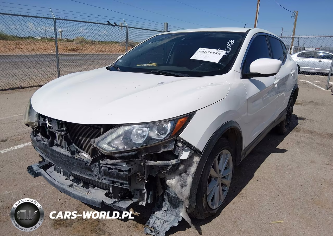 2018 Nissan Rogue Sport S VIN:JN1BJ1CP9JW183713 - 2