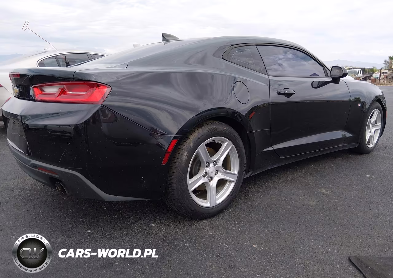 2017 Chevrolet Camaro 1Lt VIN:1G1FB1RX3H0168326 - 4