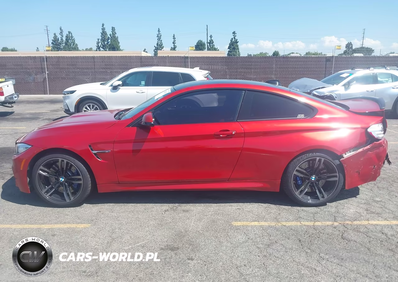 2015 BMW M4 VIN:WBS3R9C58FK330960 - 14
