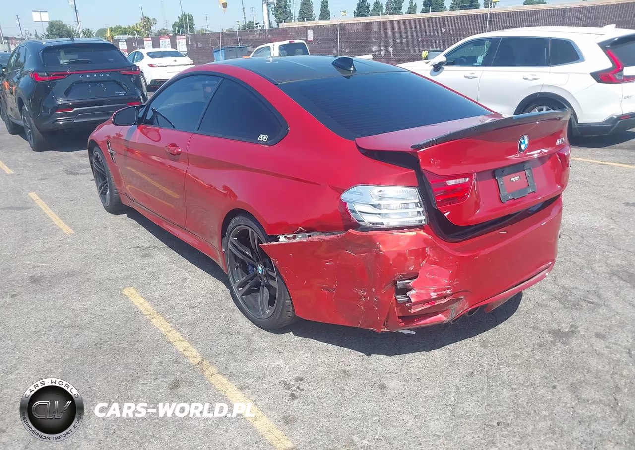2015 BMW M4 VIN:WBS3R9C58FK330960 - 3