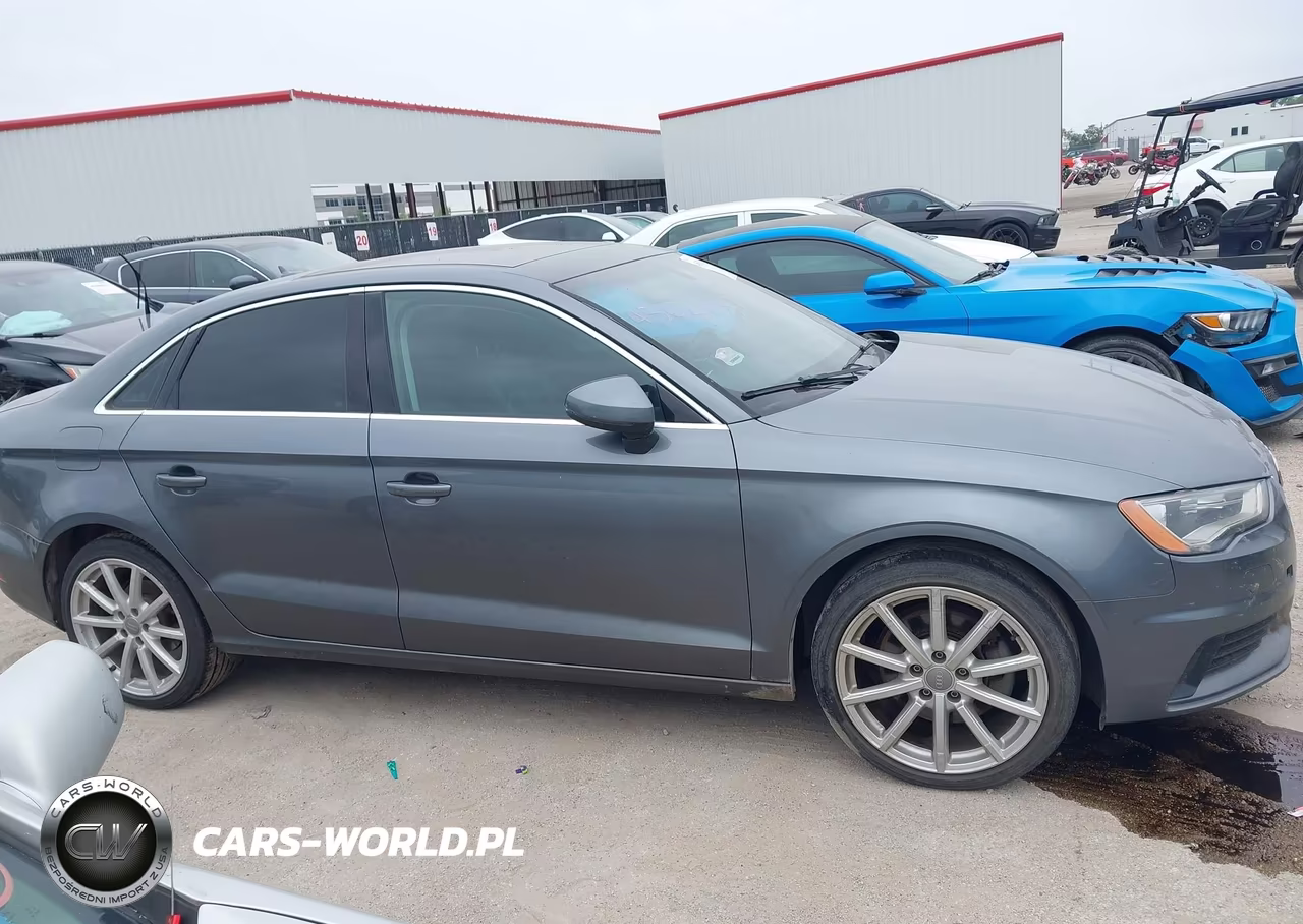 2015 Audi A3 2.0T Premium VIN:WAUEFGFF9F1009482 - 13