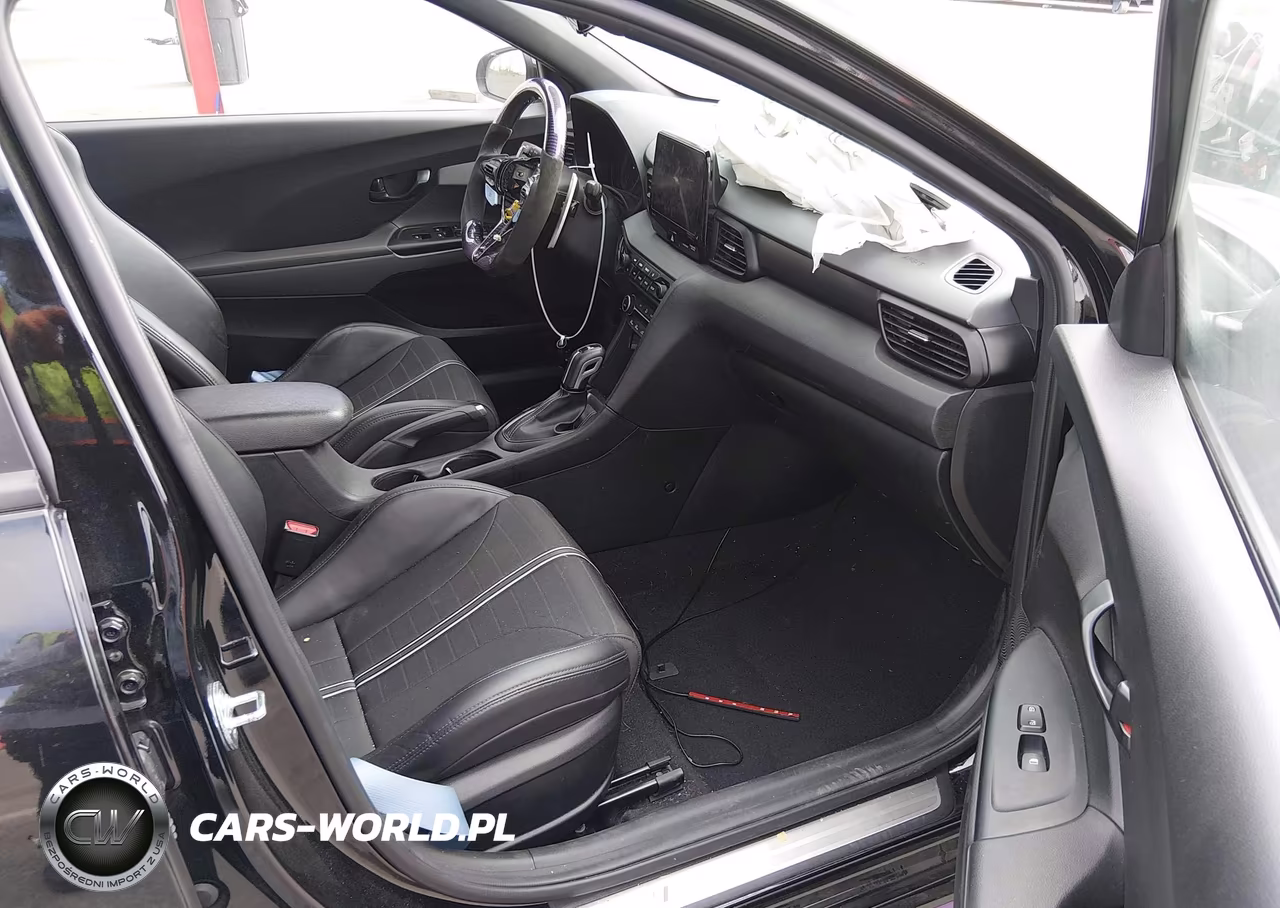 2022 Hyundai Veloster N VIN:KMHT36AH7NU013951 - 5