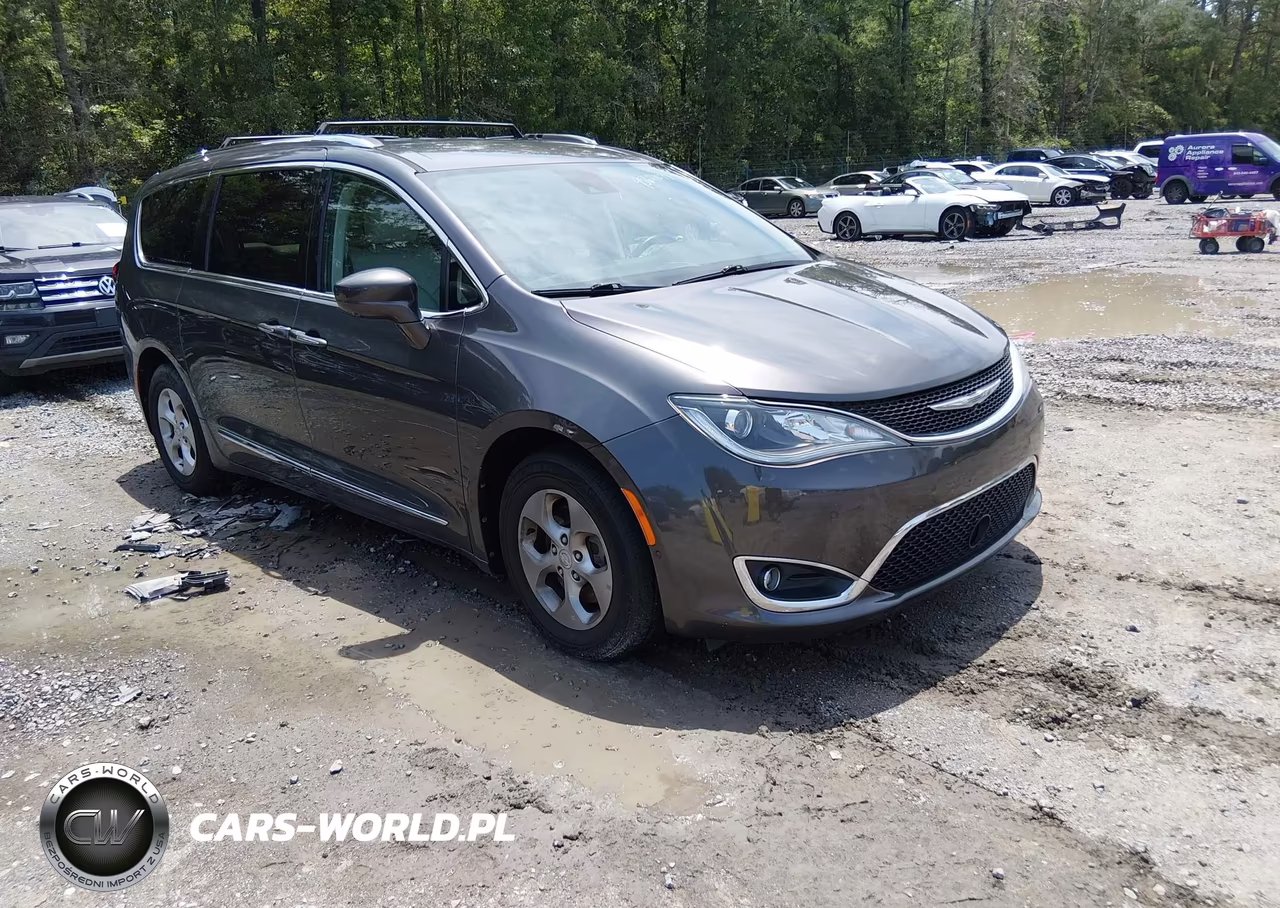 2017 Chrysler Pacifica Touring-L Plus – zdjęcie 1 z 19
