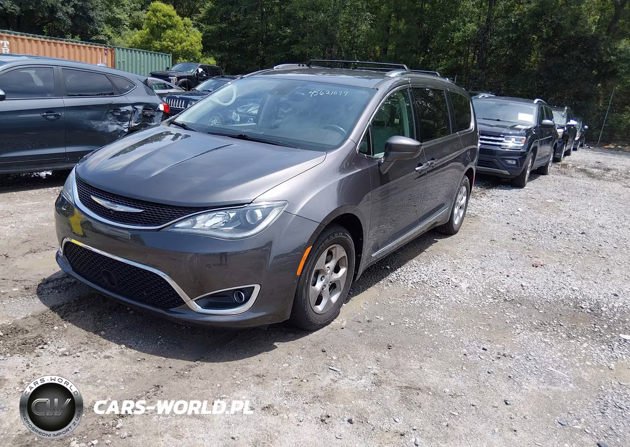 2017 Chrysler Pacifica Touring-L Plus VIN:2C4RC1EG6HR614255 - 2