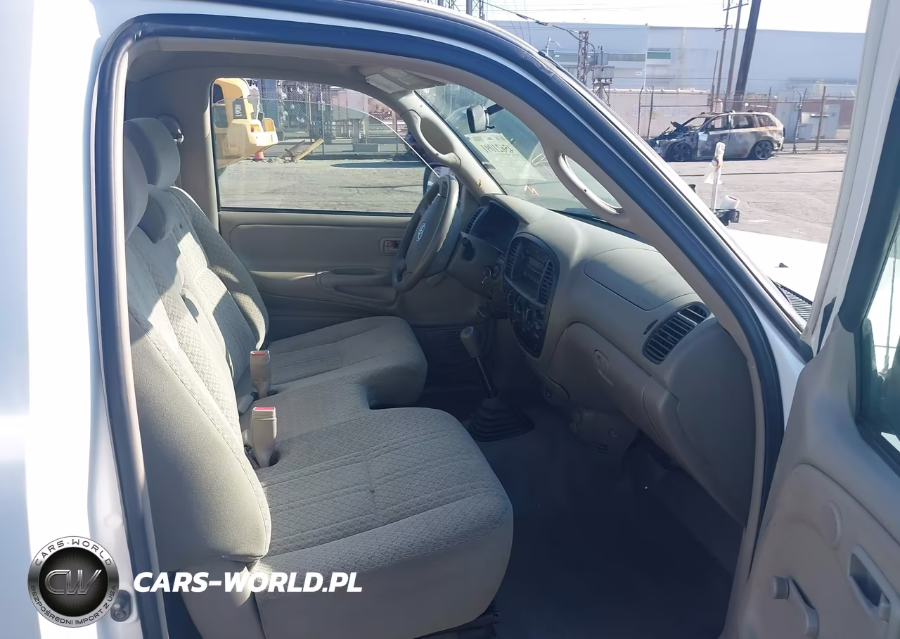2005 Toyota Tundra VIN:5TBJU32105S449188 - 5
