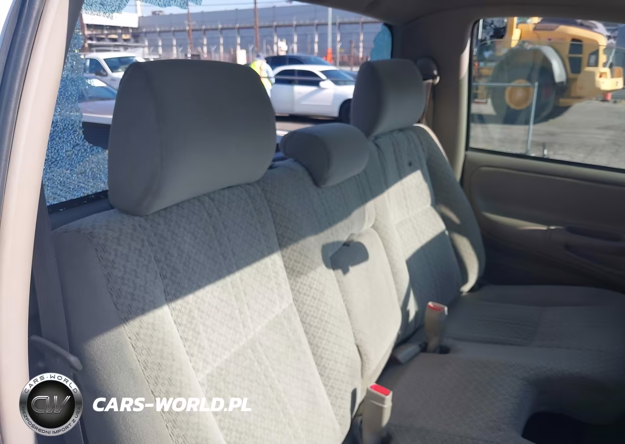 2005 Toyota Tundra VIN:5TBJU32105S449188 - 8