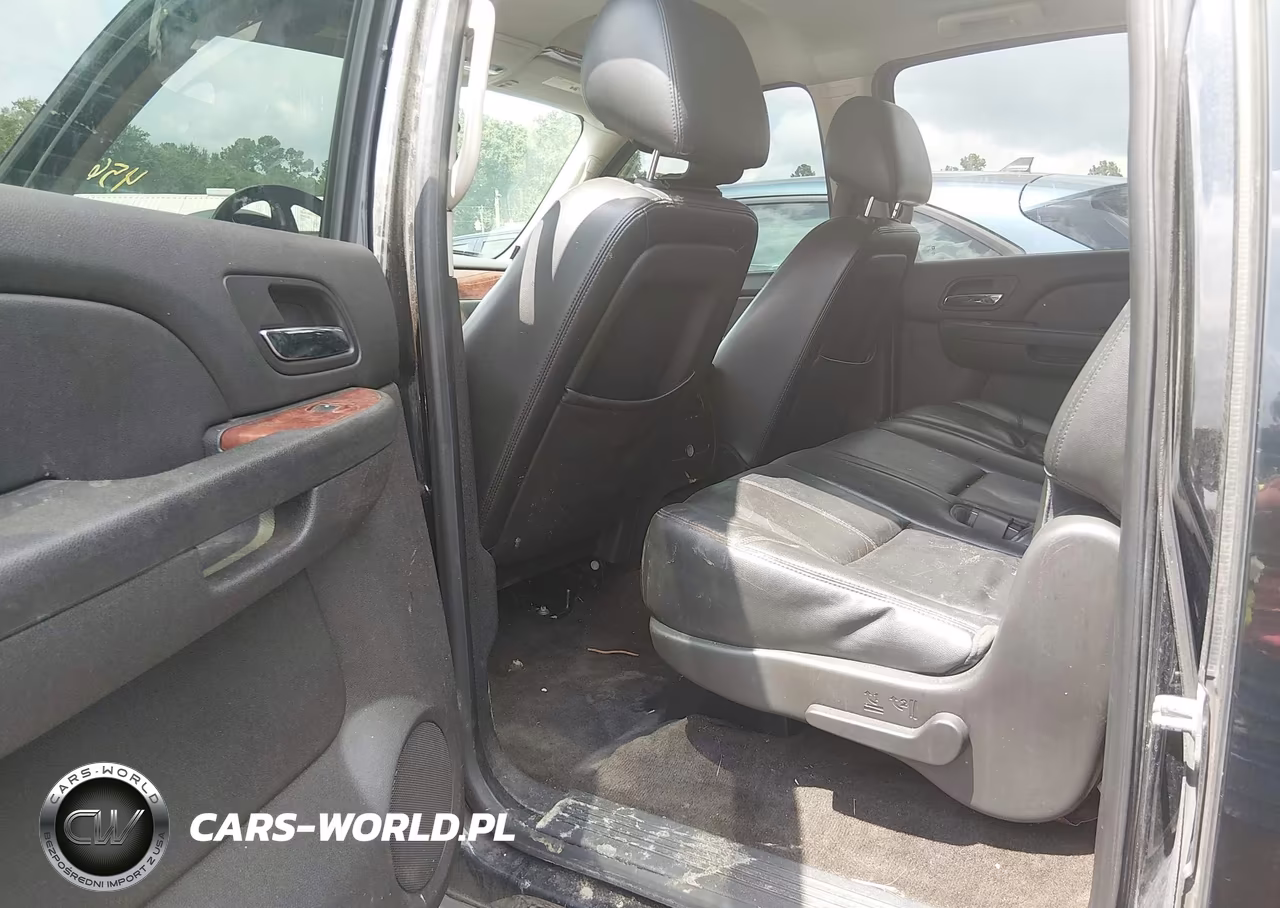 2014 Chevrolet Suburban Lt VIN:1GNSCJE06ER233129 - 8