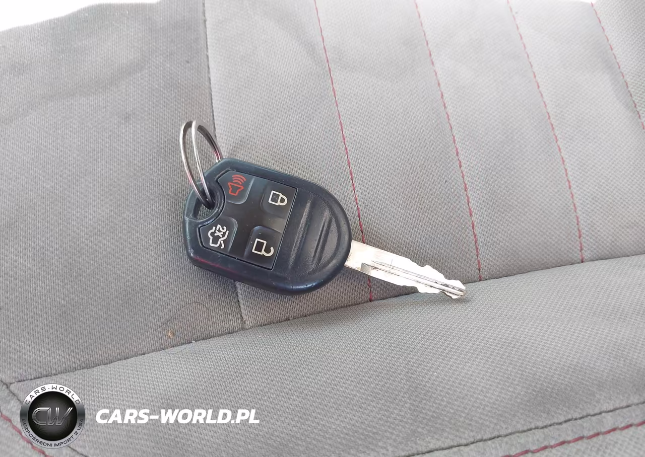 2011 Ford Taurus Se VIN:1FAHP2DW1BG119779 - 11